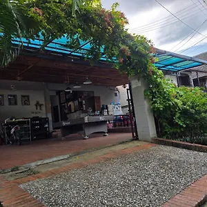 https://hostel-luangprabang-backackers.hotelsluangprabang.com